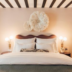 Clemonte Hotel - Your Reception-Less Boutique Hideaway